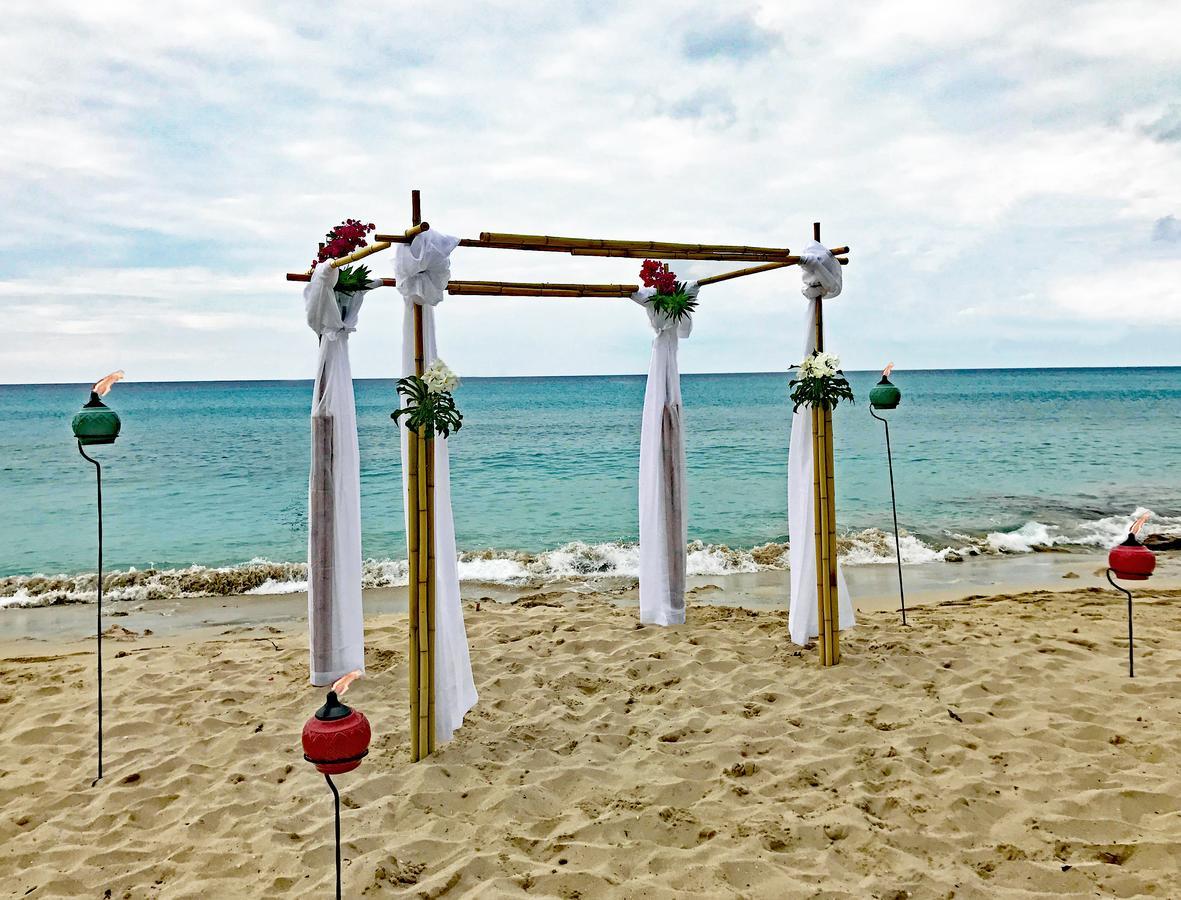 Sand Castle On The Beach - Adults Only Frederiksted Exterior photo